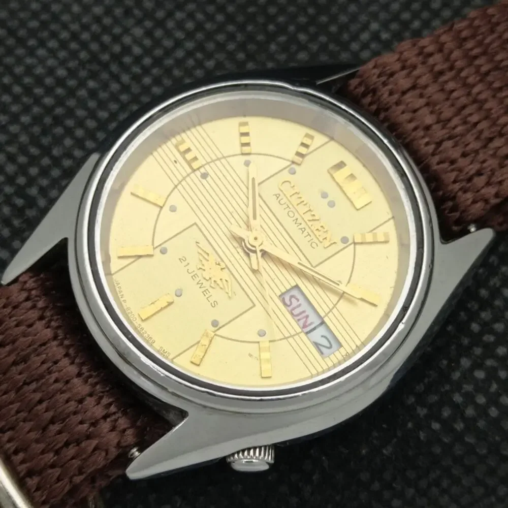 Vintage 1980 Citizen Automatic Mens Silver Watch W/daydate & Gold accents